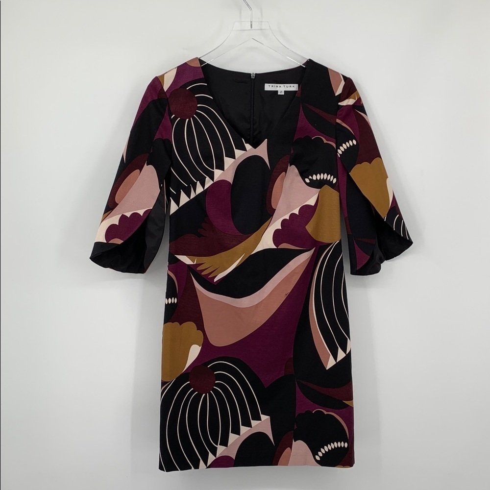 Trina Turk Potter shift dress abstract modern tulip bell sleeve wine purple 2